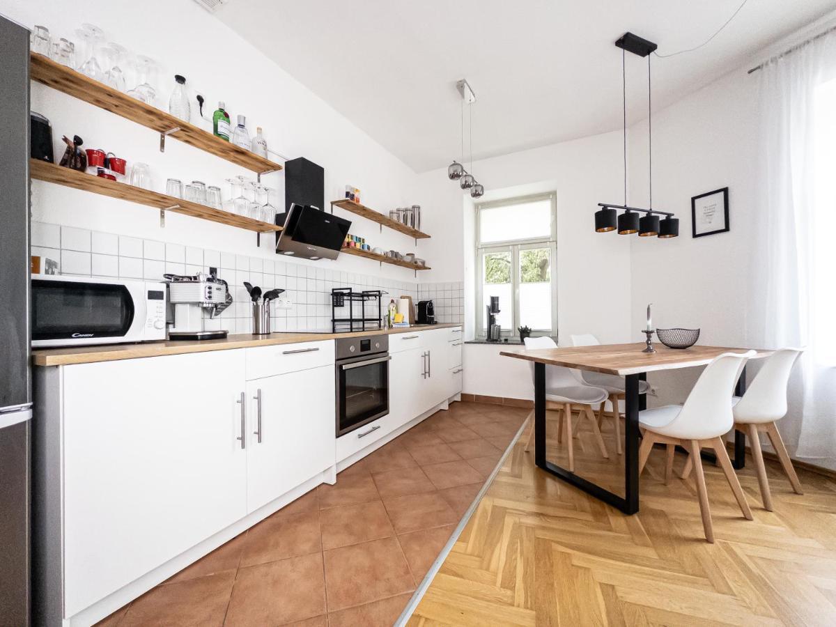 Firstclass 2-room-apartment *